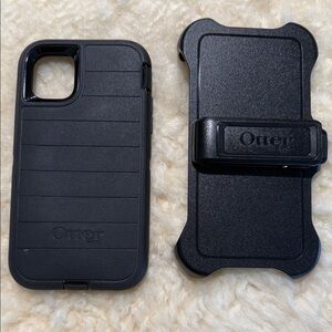 OtterBox Rugged Black Case with Clip